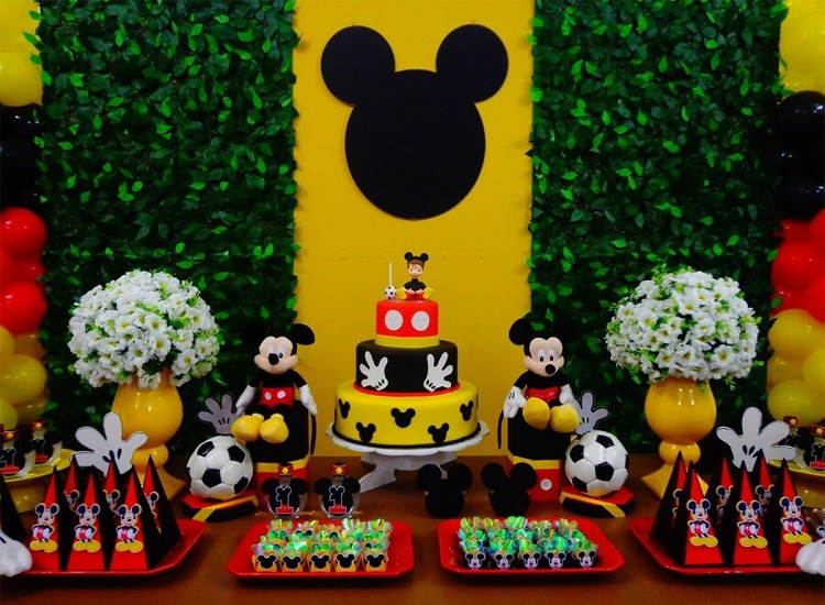 Bebê e Tal - festa de 1 ano: festa Mickey