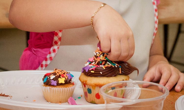 Bebê e Tal - dia romântico - decoração de cupcake