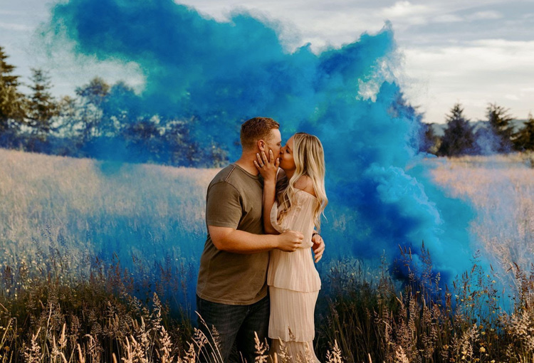 fumaça azul chá revelação bebê e tal